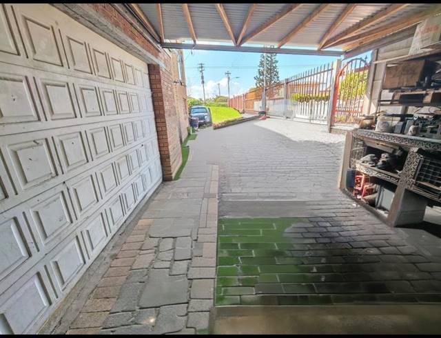 3 BEDROOM HOUSE FOR SALE IN GLENLILY